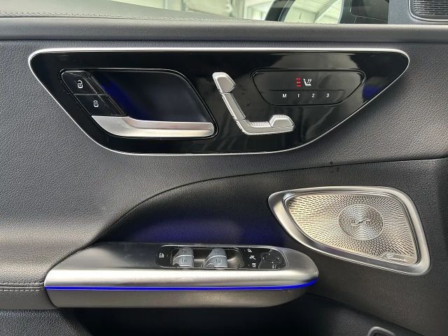 Mercedes-Benz C 300 AMG Line C 300 d Sedan