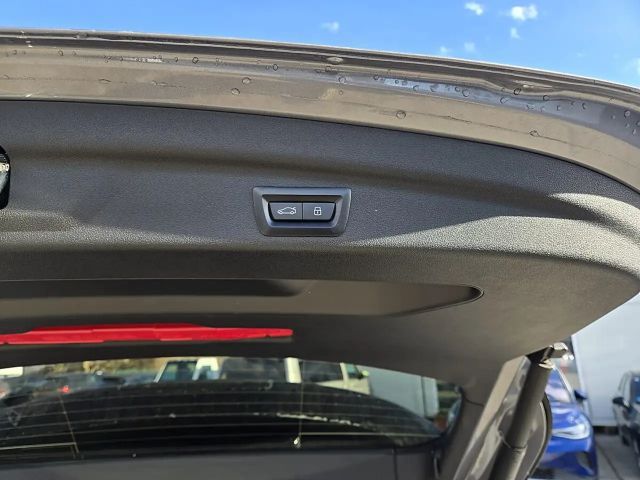 BMW 218 218d Active Tourer Sedan