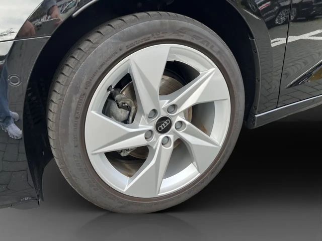 Audi A3 30 TFSI S-Tronic Sedan Sportback