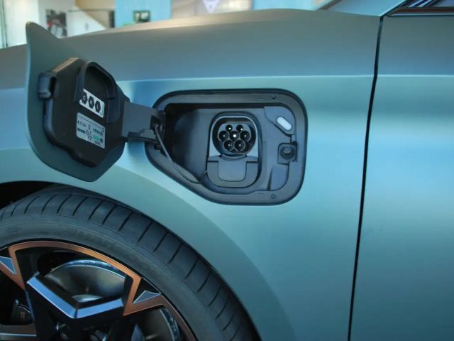 Cupra Leon VZ e-Hybrid