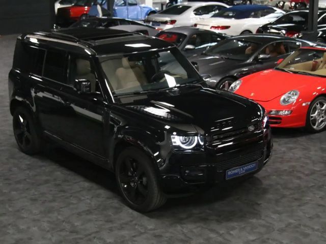 Land Rover Defender 110 D300 Dynamic HSE