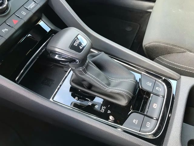 Skoda Karoq 2.0 TSI 4x4 Sportline