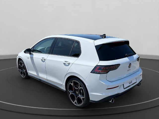 Volkswagen Golf 2.0 TSI DSG Golf VIII