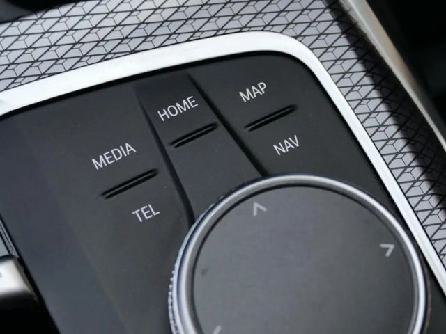 BMW 330 330e M-Sport Touring