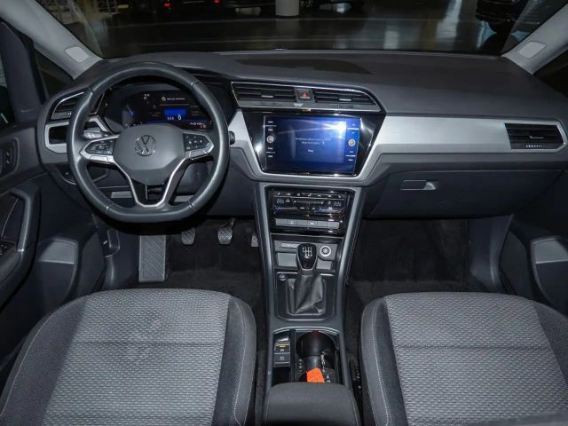 Volkswagen Touran 1.5 TSI Comfortline