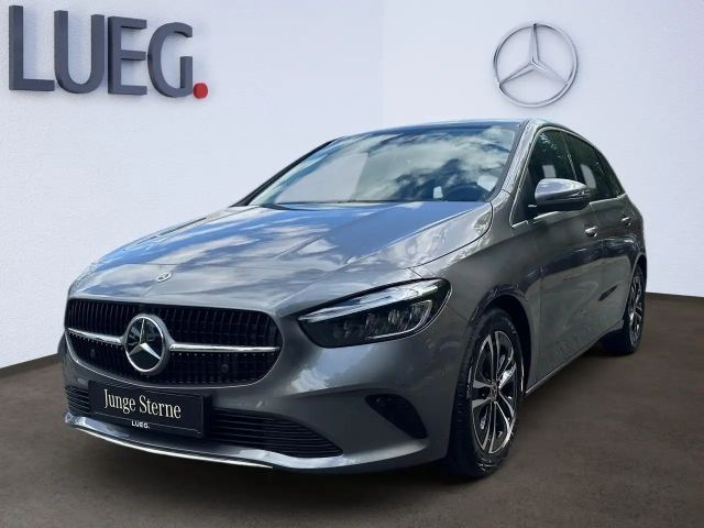 Mercedes-Benz B 180 Progressive Sedan