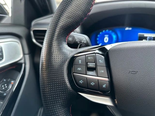 Ford Explorer Plug in Hybrid ST Line