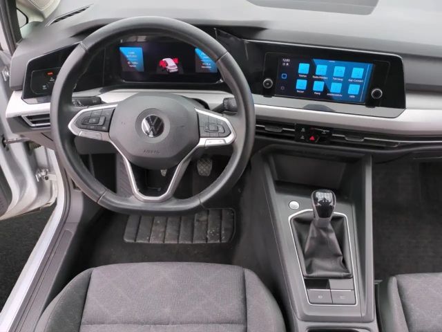 Volkswagen Golf 1.0 TSI Life Variant