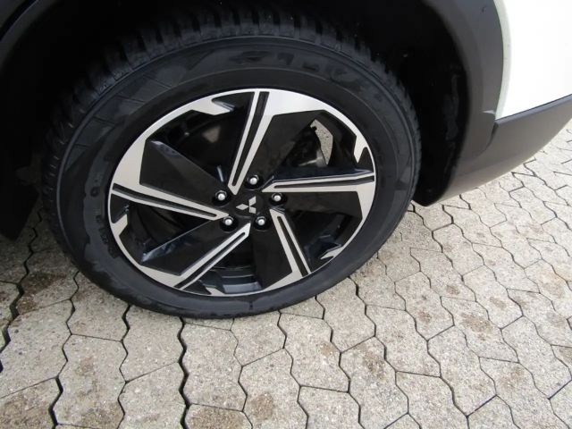 Mitsubishi Eclipse Cross 4WD PHEV