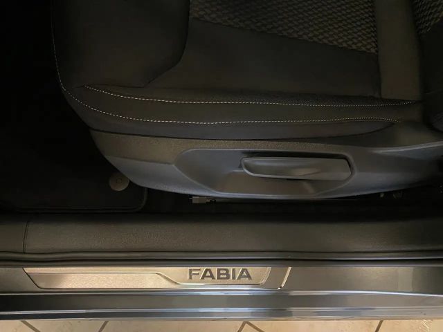 Skoda Fabia 1.0 TSI Selection