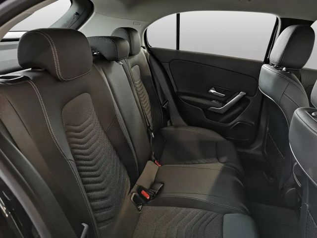 Mercedes-Benz A 180 Progressive