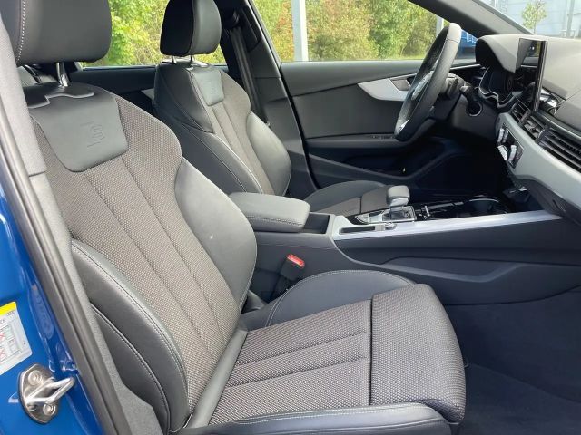 Audi A4 35 TFSI Avant S-Line