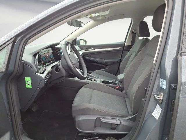 Volkswagen Golf 1.5 eTSI DSG Life Variant