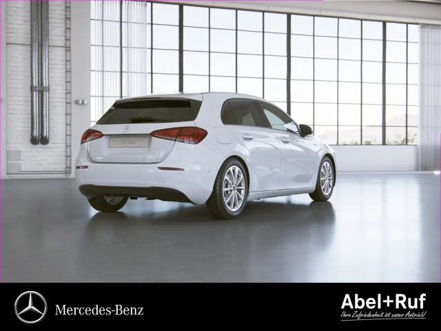 Mercedes-Benz A 250 A 250 e Style