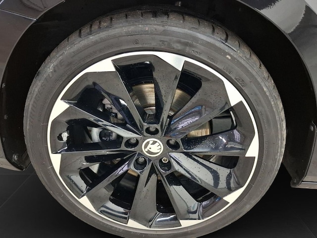 Skoda Superb Combi Sportline iV