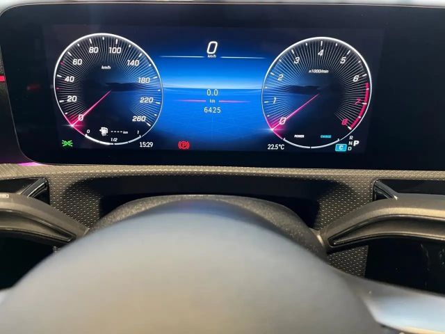 Mercedes-Benz A 200 AMG Line