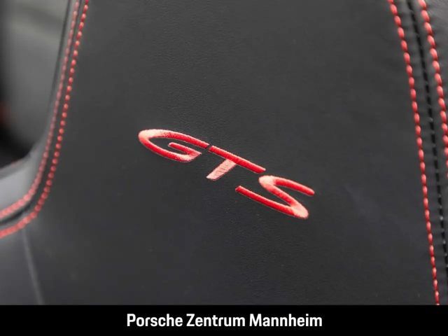 Porsche 992 Cabrio GTS
