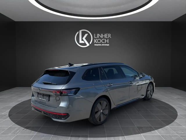 Volkswagen Passat 4Motion DSG R-Line