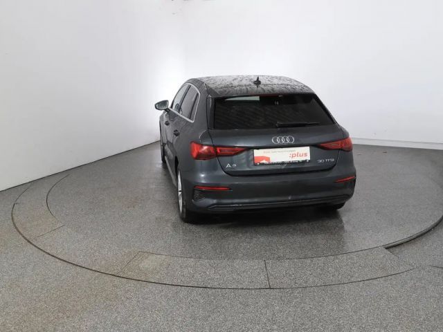 Audi A3 30 TFSI Sedan