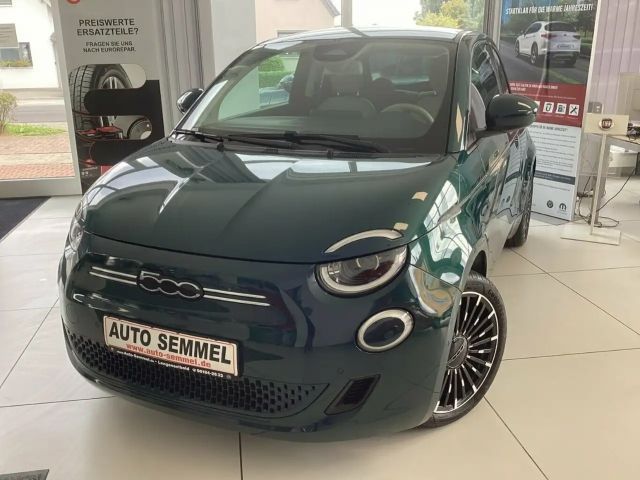 Fiat 500e La Prima by Bocelli