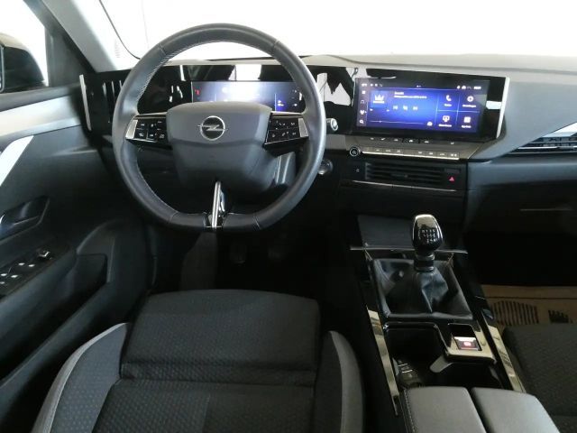 Opel Astra Business Edition