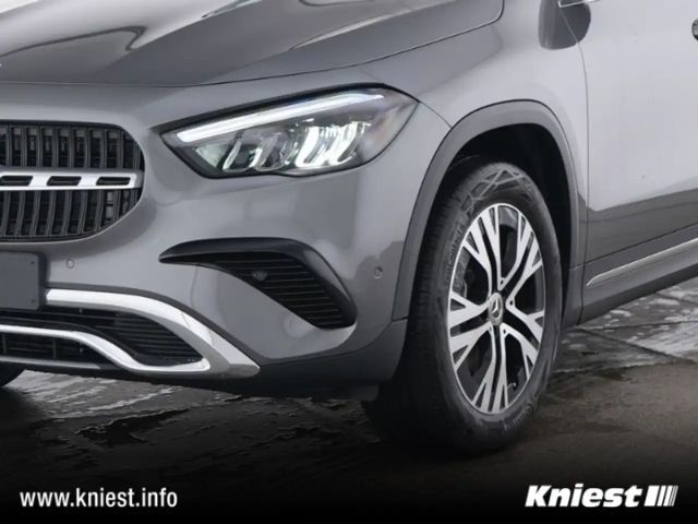 Mercedes-Benz GLA 180 Progressive