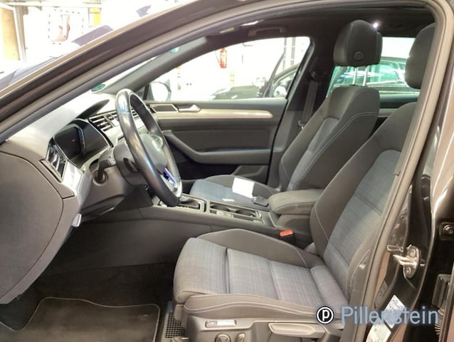 Volkswagen Passat GTE Variant