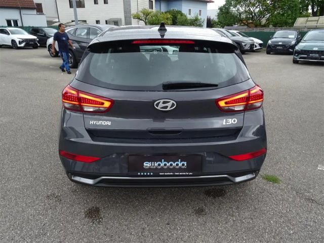 Hyundai i30 - PD GO 1.5 DPI c5bg1