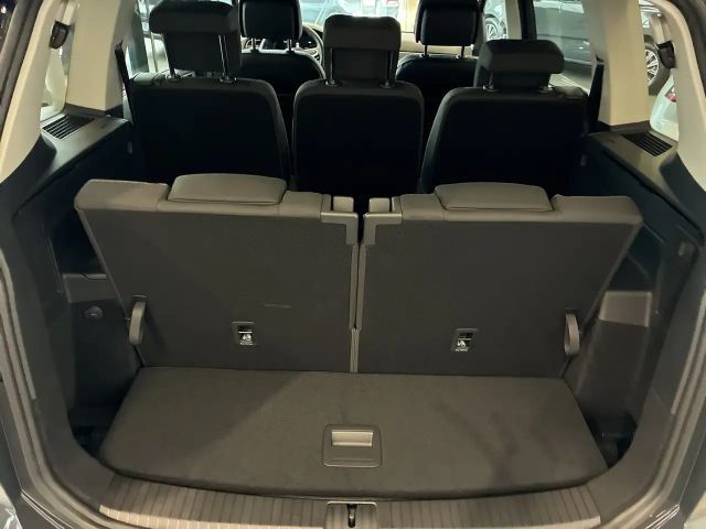 Volkswagen Touran DSG