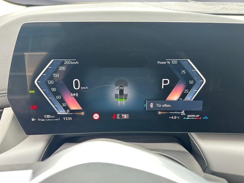 BMW 220 220i Active Tourer