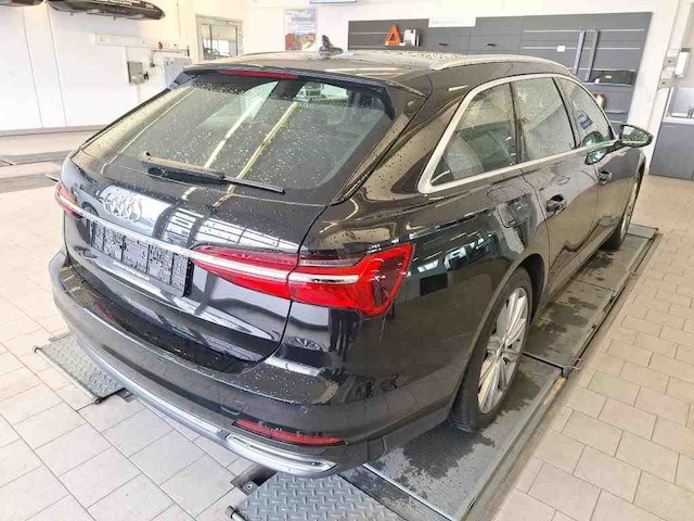 Audi A6 45 TFSI Avant S-Tronic