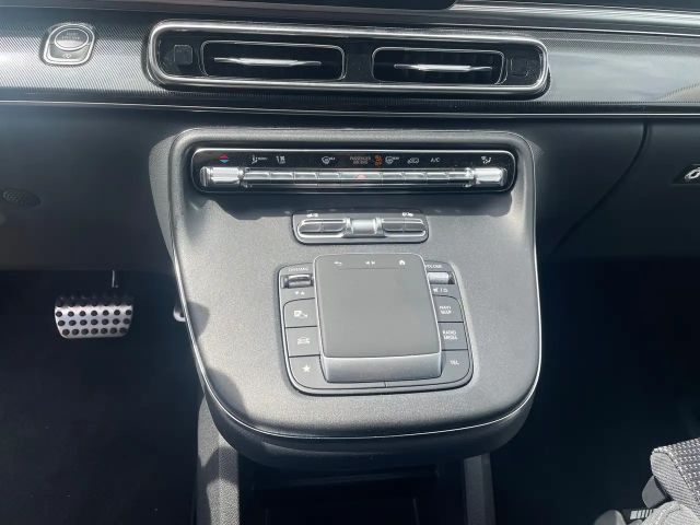 Mercedes-Benz V 220 AMG Line Style