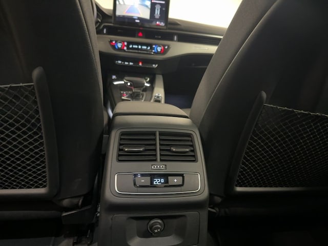 Audi A4 40 TDI Quattro S-Tronic Sedan