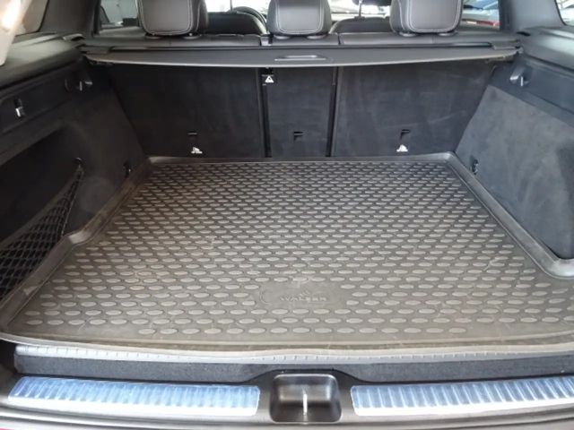 Mercedes-Benz GLC 300 4MATIC AMG Line