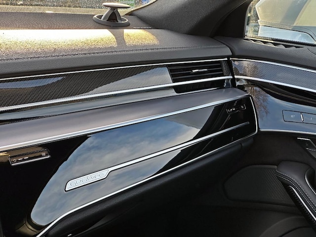 Audi A8 60 TFSI Quattro