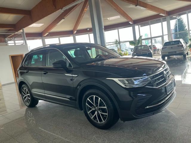 Volkswagen Tiguan 4Motion DSG Life
