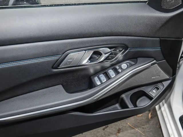 BMW 330 330i M-Sport Sedan