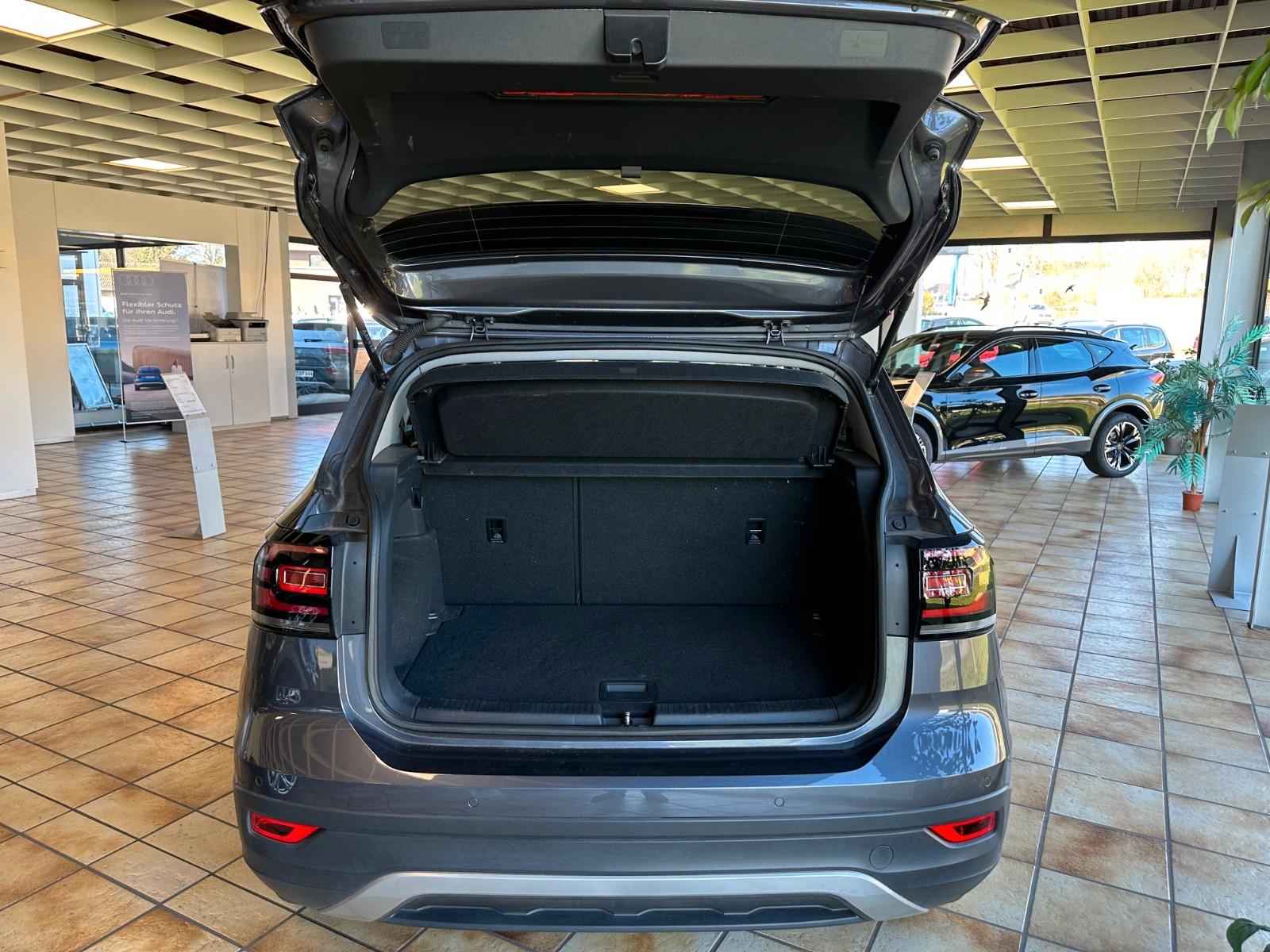 Volkswagen T-Cross Style