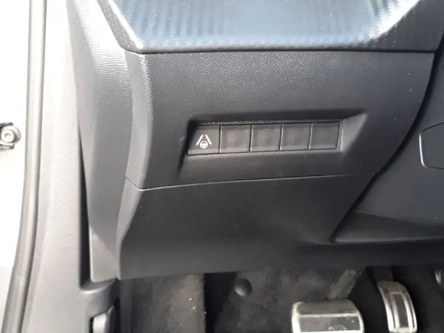 Peugeot E-2008 GT-Line