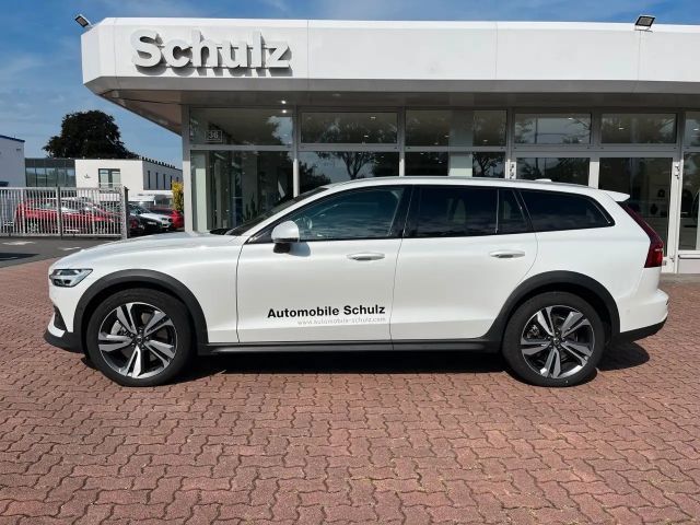 Volvo V60 Cross Country AWD Ultimate