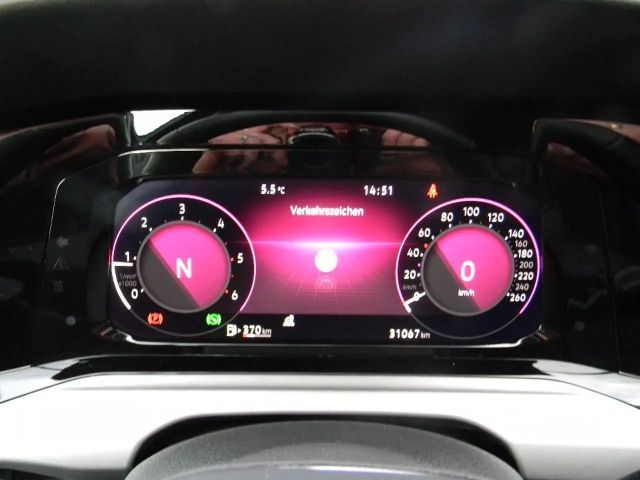 Volkswagen Golf DSG Golf VIII Life Variant