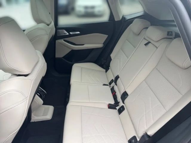 BMW 218 218i Active Tourer Sedan