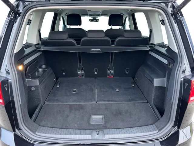 Volkswagen Touran DSG Highline R-Line