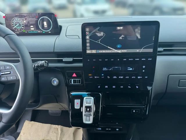 Hyundai Staria Trend