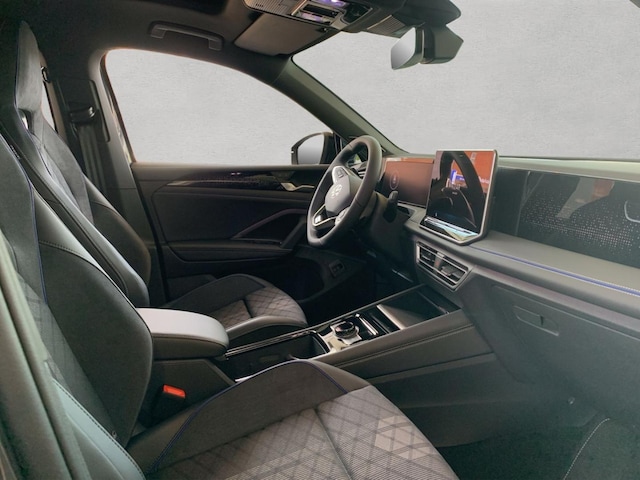 Volkswagen Tiguan R-Line eHybrid