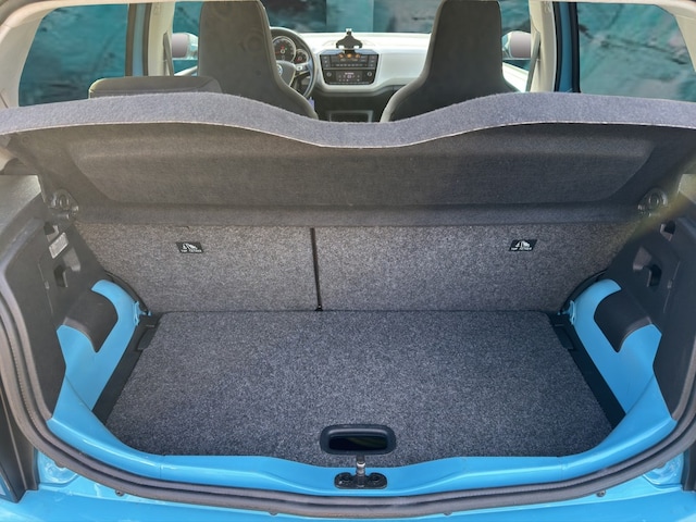 Volkswagen e-up! Plus Style