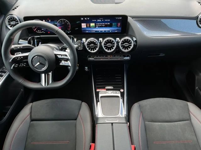 Mercedes-Benz B 200 AMG Line