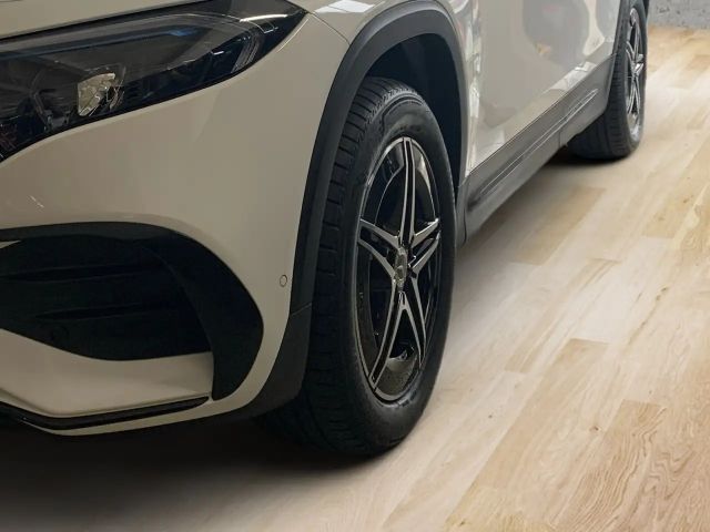 Mercedes-Benz EQB 250 AMG Line