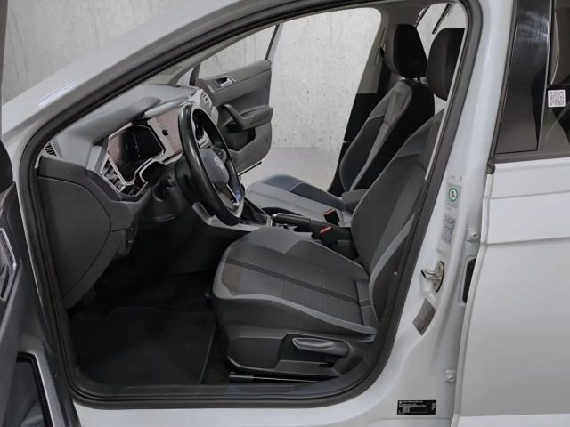 Volkswagen Polo 1.0 TSI DSG Style