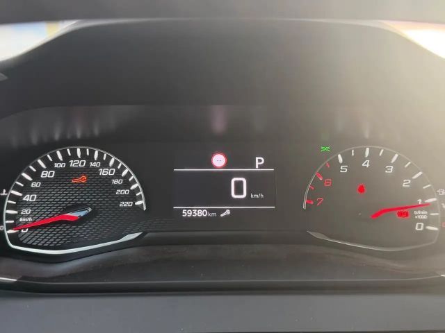 Peugeot 2008 Allure Pack PureTech